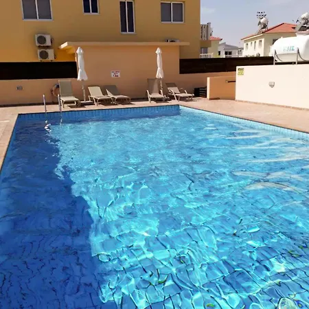 Nissi Apartment